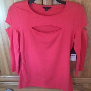 Guess Tops - NWT Guess Cut Out Shirt Medium Guess Tops - NWT Guess Cut Out Shirt Medium